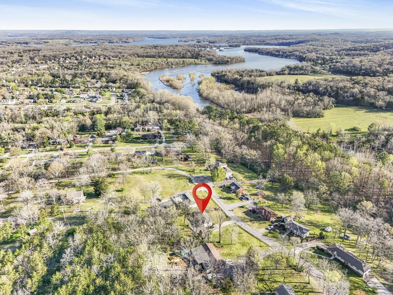 375 Spring Valley Dr, Mount Juliet, TN 37122
