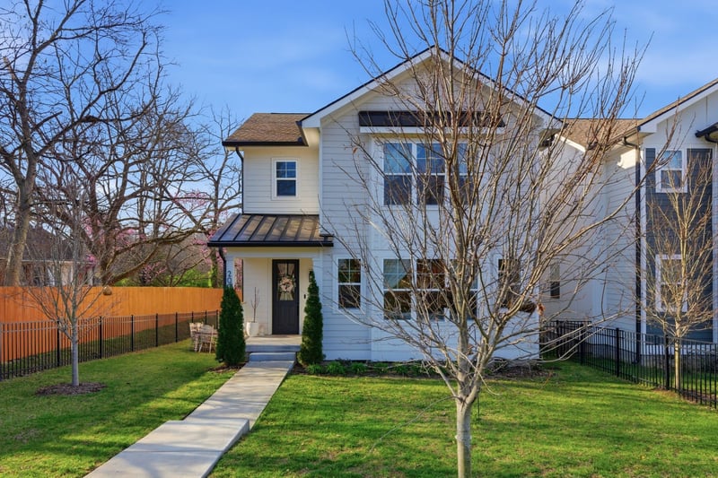 2003 Maple View Ln, Nashville, TN 37207