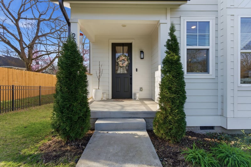 2003 Maple View Ln, Nashville, TN 37207