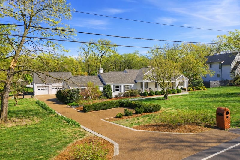 4700 Churchwood Dr, Nashville, TN 37220