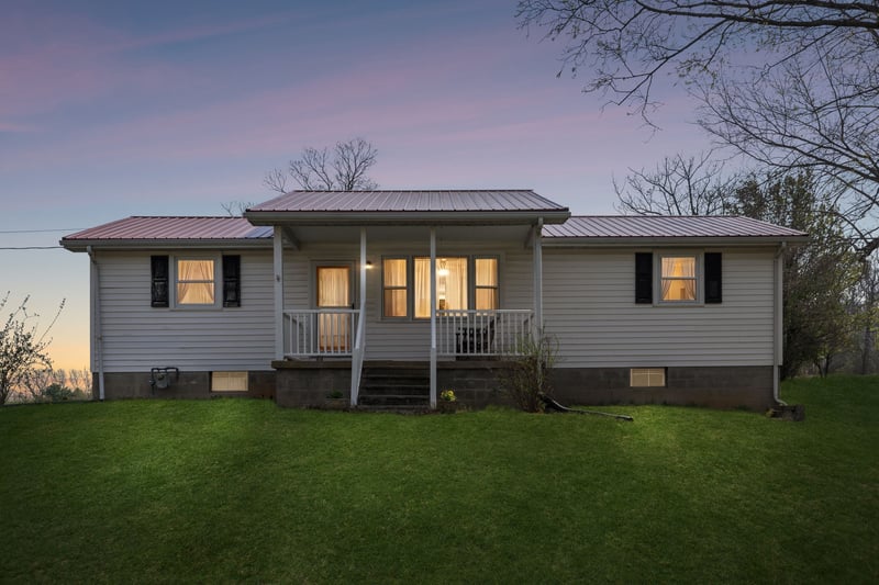 592 Shorty Few Rd, Dickson, TN 37055
