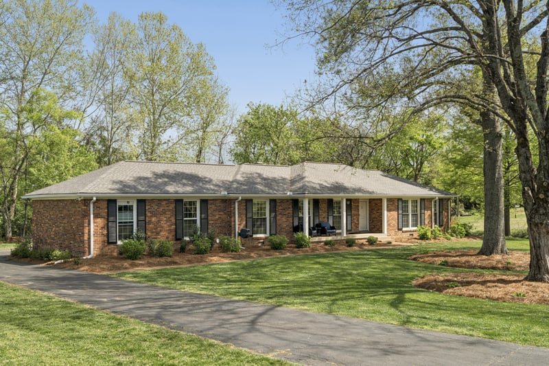 5048 Ragland Dr, Nashville, TN 37220