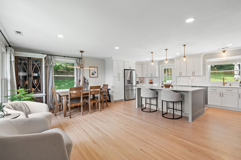 5028 Briarwood Dr, Nashville, TN 37211