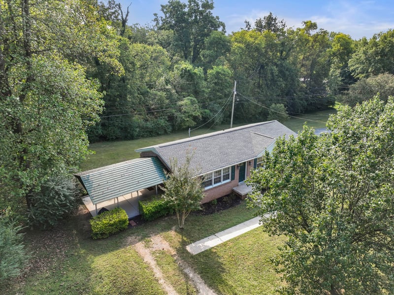 204 Cheyenne Trl, Columbia, TN 38401