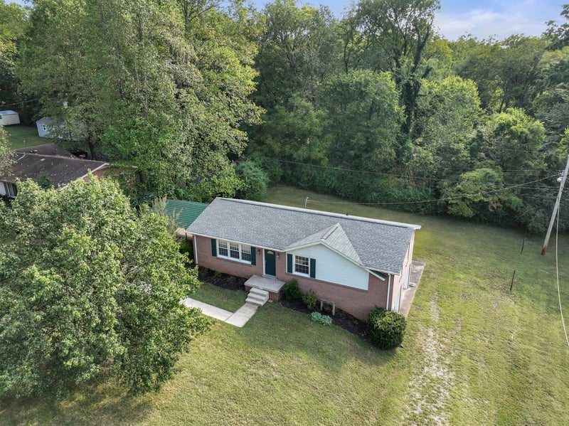 204 Cheyenne Trl, Columbia, TN 38401