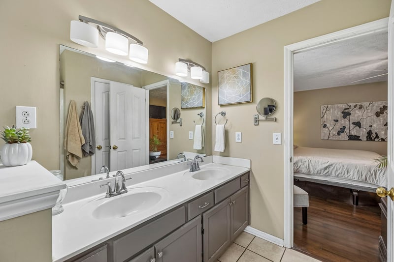 2421 S Bellah Ct, Murfreesboro, TN 37127