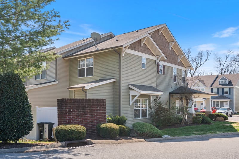 1382 Rural Hill Rd #301, Antioch, TN 37013