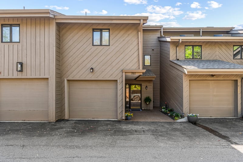 761 Harpeth Trace Dr, Nashville, TN 37221