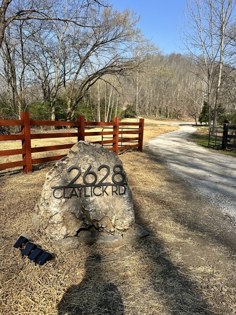2628 Claylick Rd, Whites Creek, TN 37189