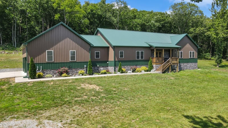 2095 Linwood Rd, Watertown, TN 37184
