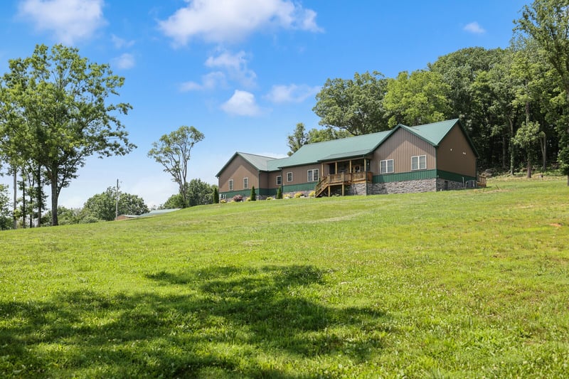 2095 Linwood Rd, Watertown, TN 37184