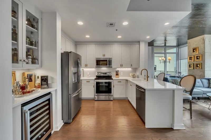 301 Demonbreun St #1216, Nashville, TN 37201