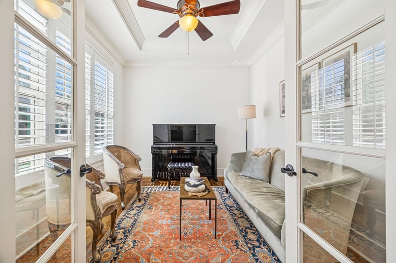 425 Glen West Dr, Nashville, TN 37215