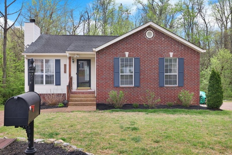 2732 Airwood Dr, Nashville, TN 37214