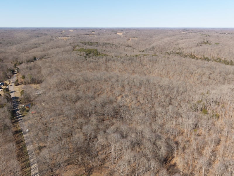 Collier Bend Rd, Charlotte, TN 37036