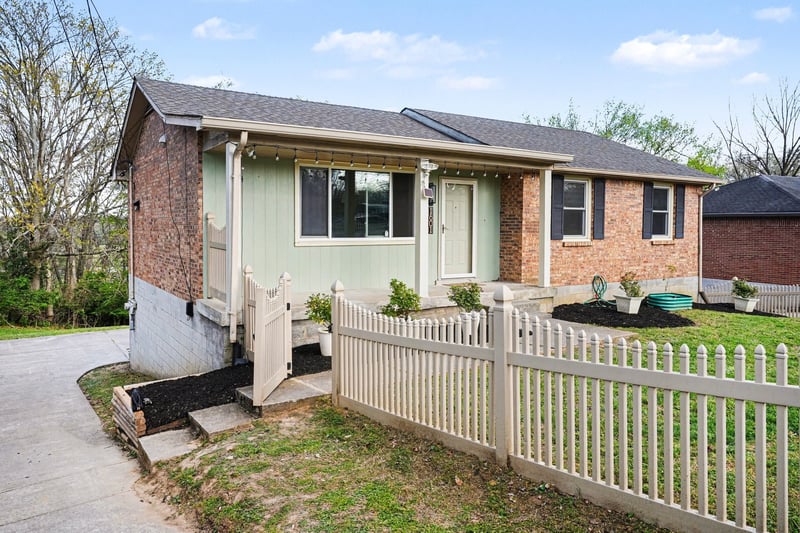 1601 Lethia Dr, Nashville, TN 37206