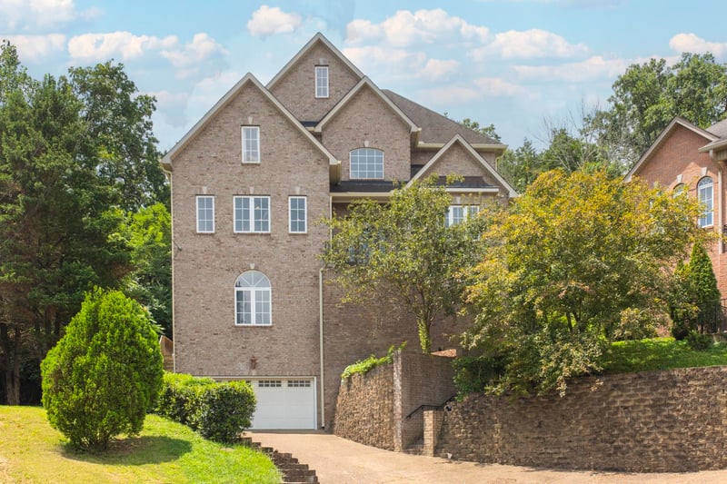 108 Hunters Rn, Nashville, TN 37209