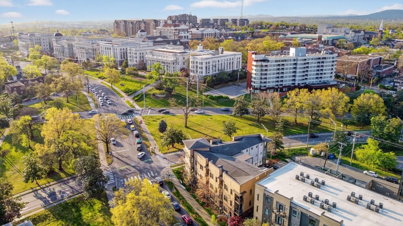 1700 Belcourt Ave #301, Nashville, TN 37212