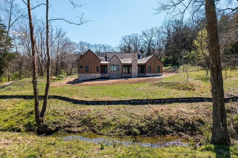 1801 Bittersweet Trl, Thompsons Station, TN 37179