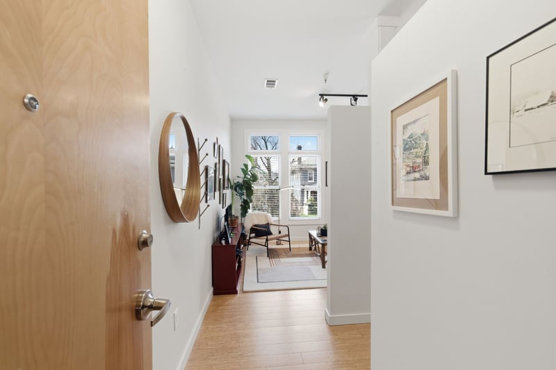 1706 18th Ave #205, Nashville, TN 37212