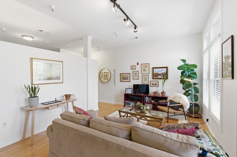 1706 18th Ave #205, Nashville, TN 37212