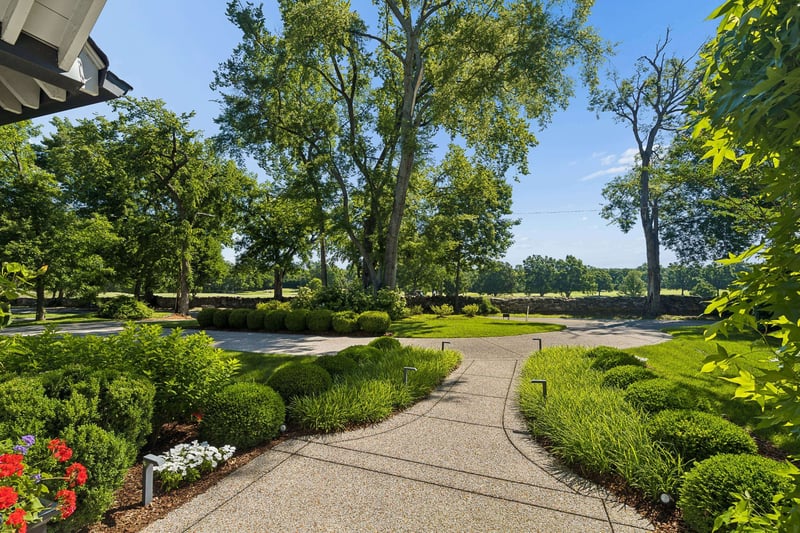 115 Page Rd, Nashville, TN 37205