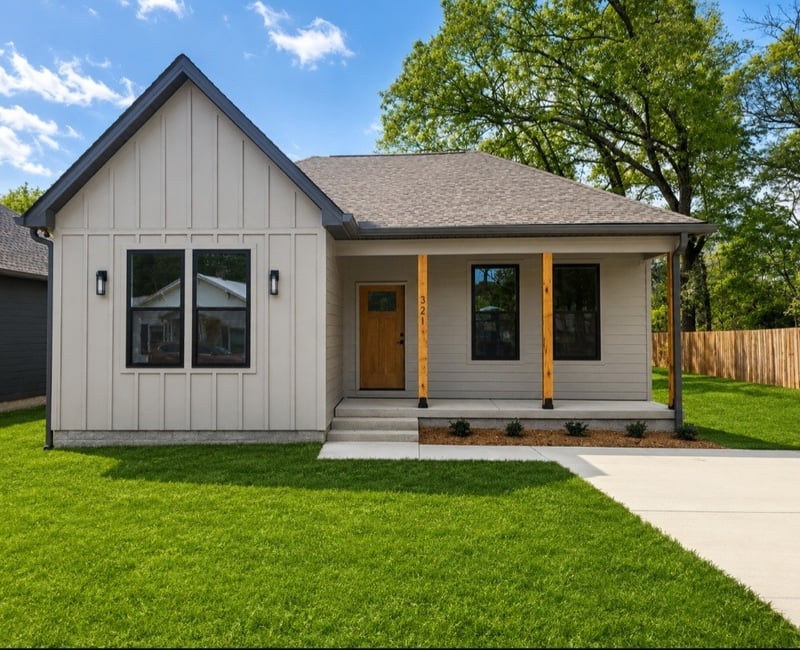 321 Jackson St, White Bluff, TN 37187