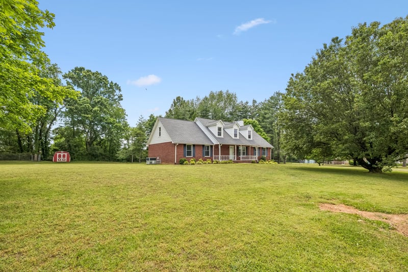 8426 Stewarts Bend Dr, Murfreesboro, TN 37129