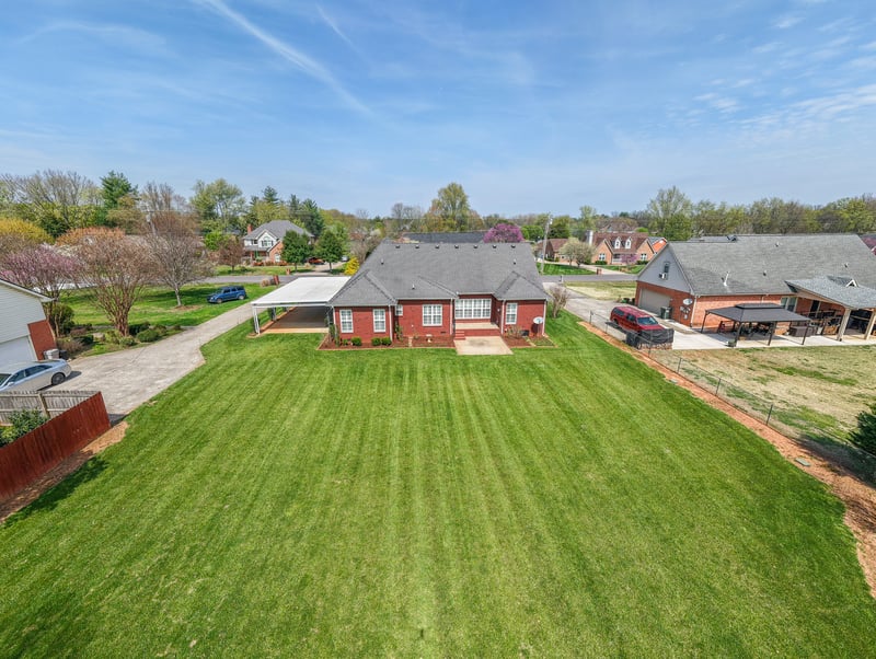 2216 Red Mile Rd, Murfreesboro, TN 37127