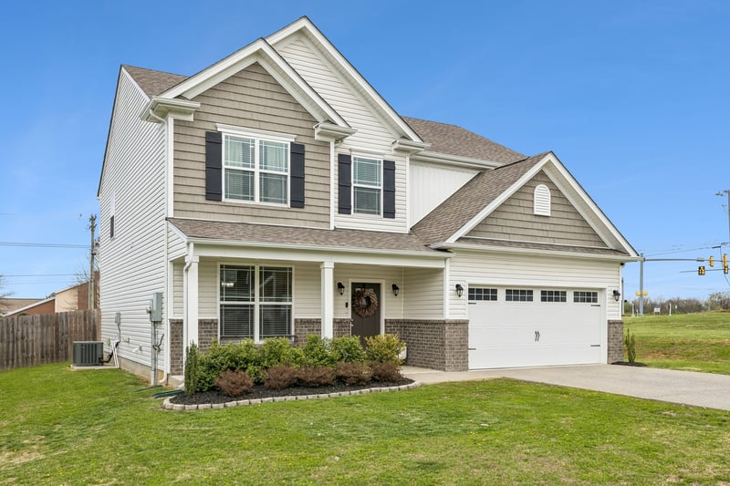 1004 Vanguard Dr, Spring Hill, TN 37174