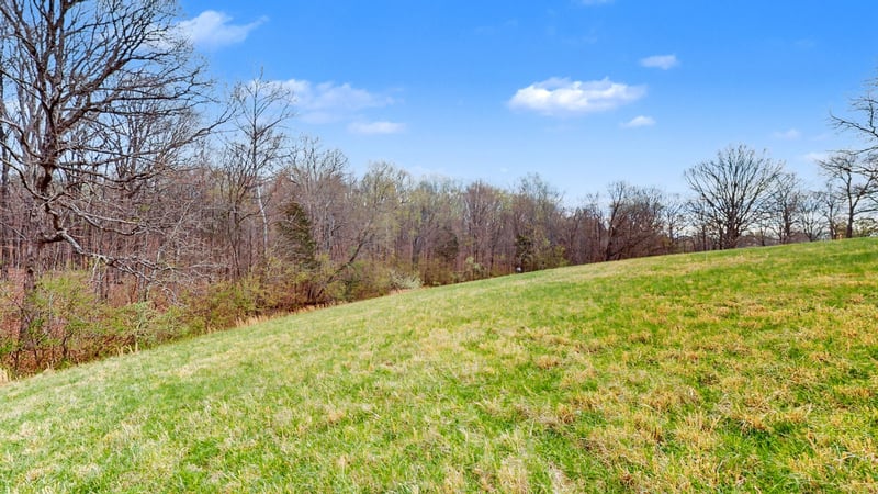 9 Louise Rd, Cumberland Furnace, TN 37051