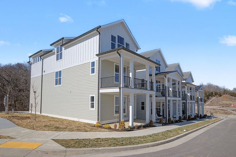 135 Stella Dr, Nashville, TN 37209