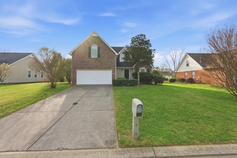 1516 Quantum Ct, Murfreesboro, TN 37128