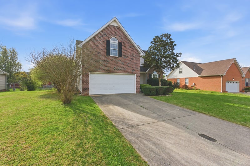 1516 Quantum Ct, Murfreesboro, TN 37128