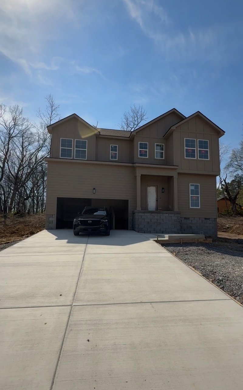 295 Spring St, La Vergne, TN 37086