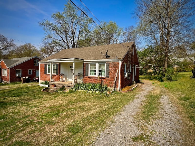 1905 Moran Ave, Nashville, TN 37216
