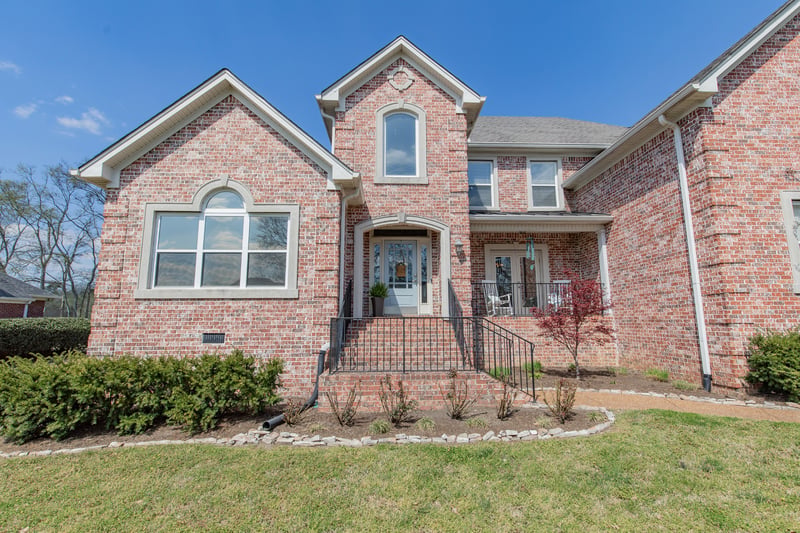 1007 Island Brook Dr, Hendersonville, TN 37075
