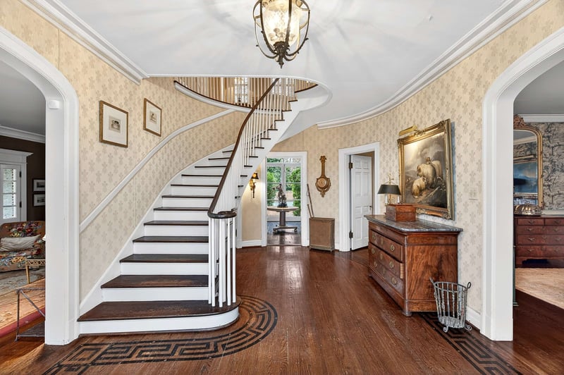 225 Deer Park Dr, Nashville, TN 37205