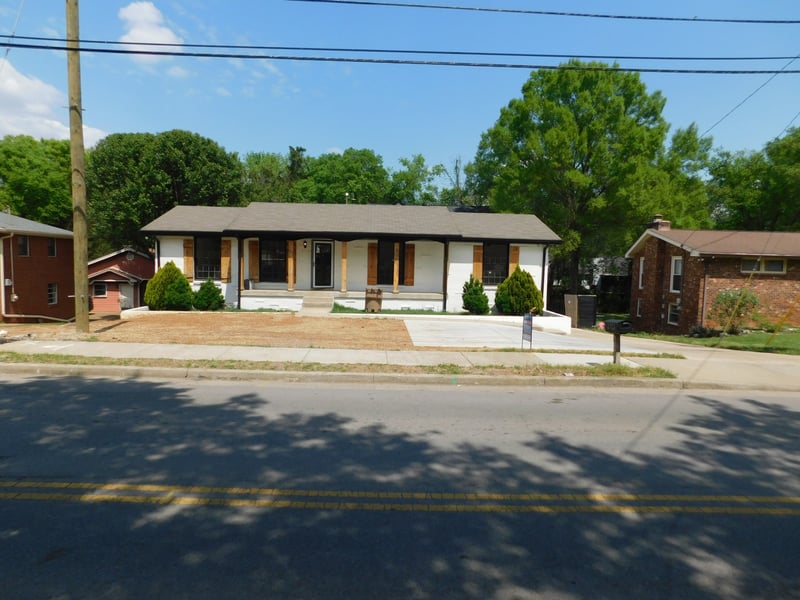 2722 Mossdale Dr, Nashville, TN 37217