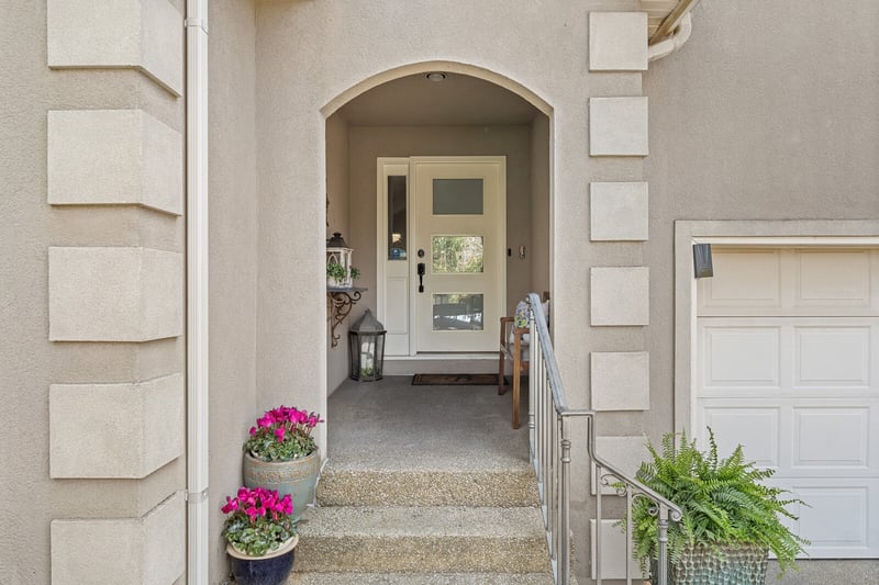 1133 Woodvale Dr, Nashville, TN 37204