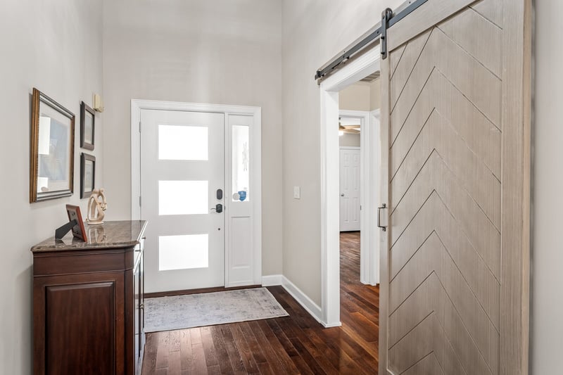 1133 Woodvale Dr, Nashville, TN 37204