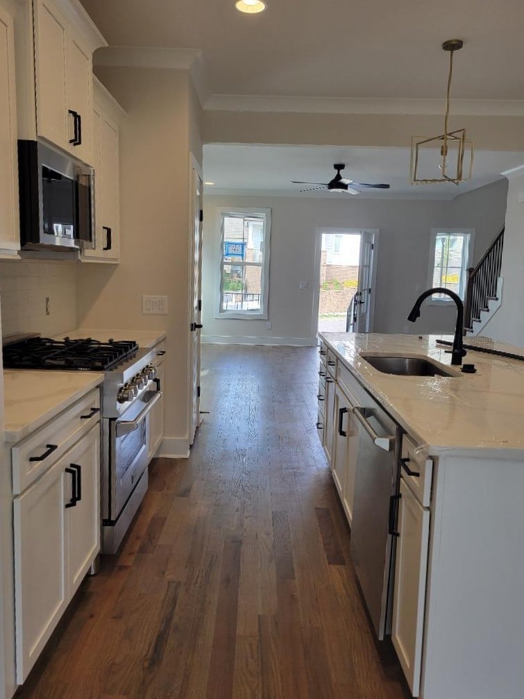 4805 Kintore Dr, Nolensville, TN 37135