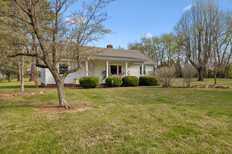 3026 Dilton Mankin Rd, Murfreesboro, TN 37127