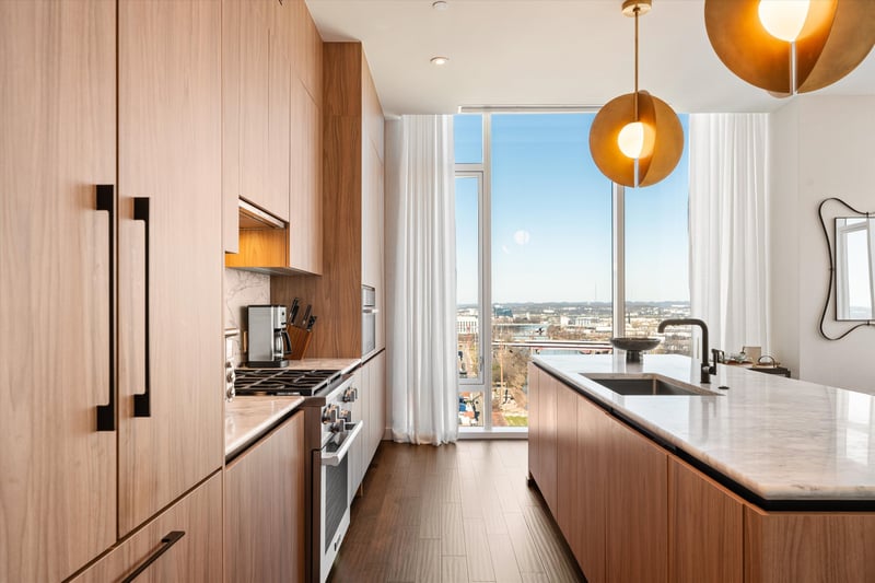 160 2nd Ave #1807, Nashville, TN 37201