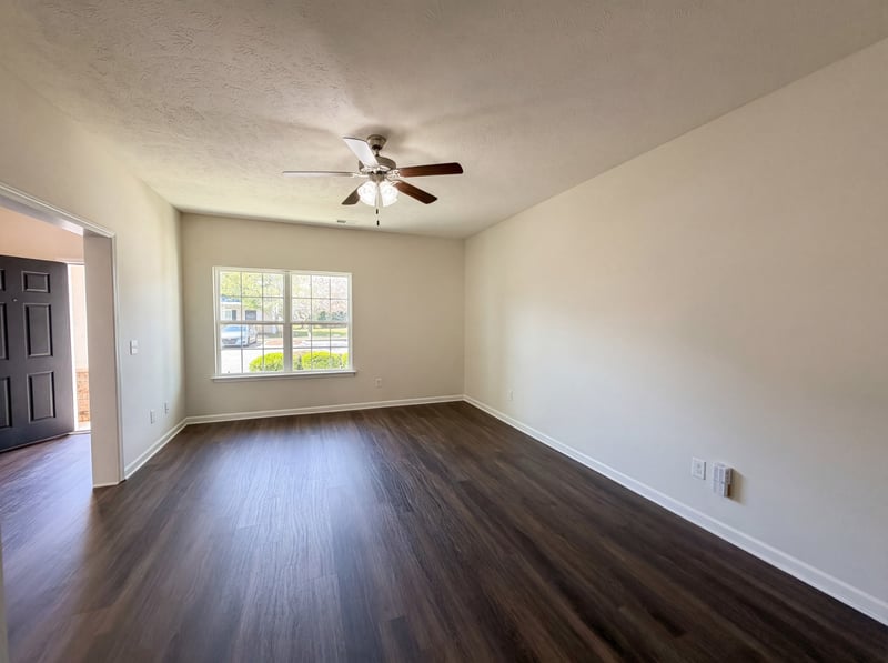 2354 New Holland Cir, Murfreesboro, TN 37128