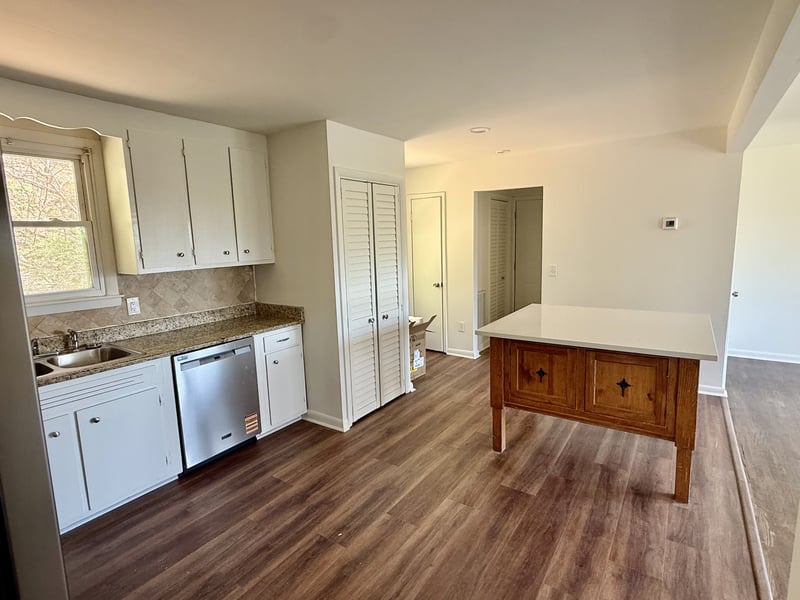 638 Hicks Rd, Nashville, TN 37221