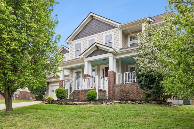 1836 Woodland Pointe Dr, Nashville, TN 37214