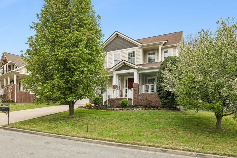 1836 Woodland Pointe Dr, Nashville, TN 37214