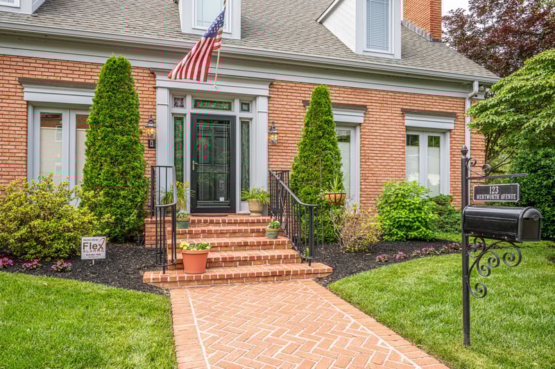 123 Wentworth Ave, Nashville, TN 37215