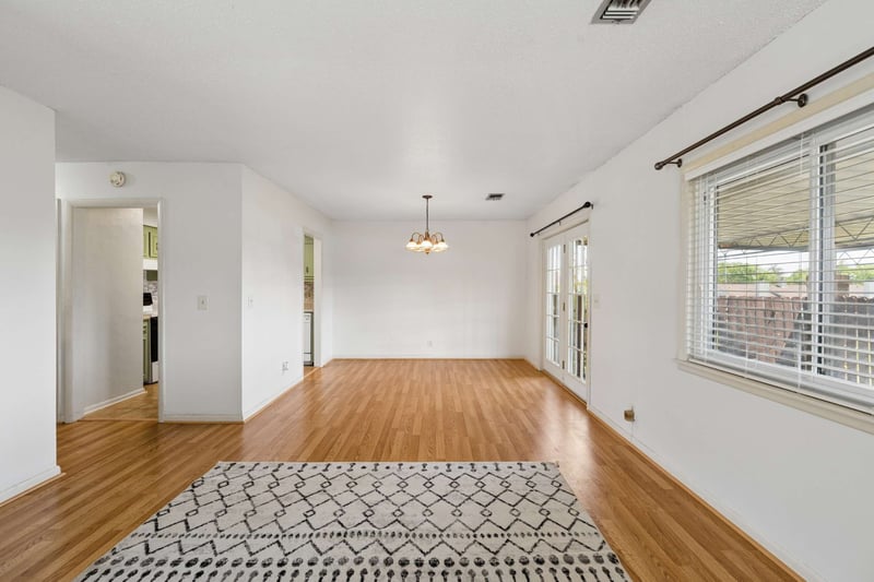 1035 Heritage Dr, Madison, TN 37115